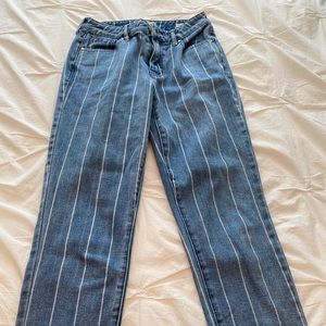 PacSun mom jeans!